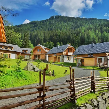 Trattlers Hof-chalets Bad Kleinkirchheim